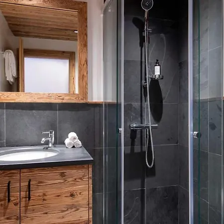 Apartment 4br Stylish With Sauna And Pool- What'app - 0034-635-520-036 - For Reservations!!