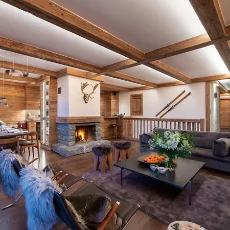4br Stylish With Sauna And Pool- What'app - 0034-635-520-036 - For Reservations!! Apartment